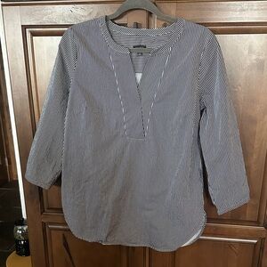 Talbots Women's 3/4 Sleeve Deep V Navy & White Striped Cotton Blouse Medium